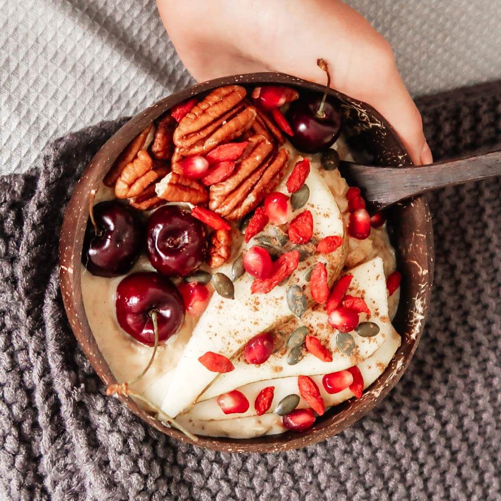 Eco-friendly Coconut Bowls & Spoons Set of 4-13